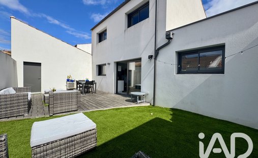 Maison à Laleu-La Pallice, La Rochelle, France 1