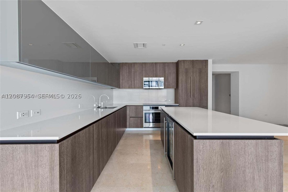Condo in Miami, Florida, United States 4 - 18851415