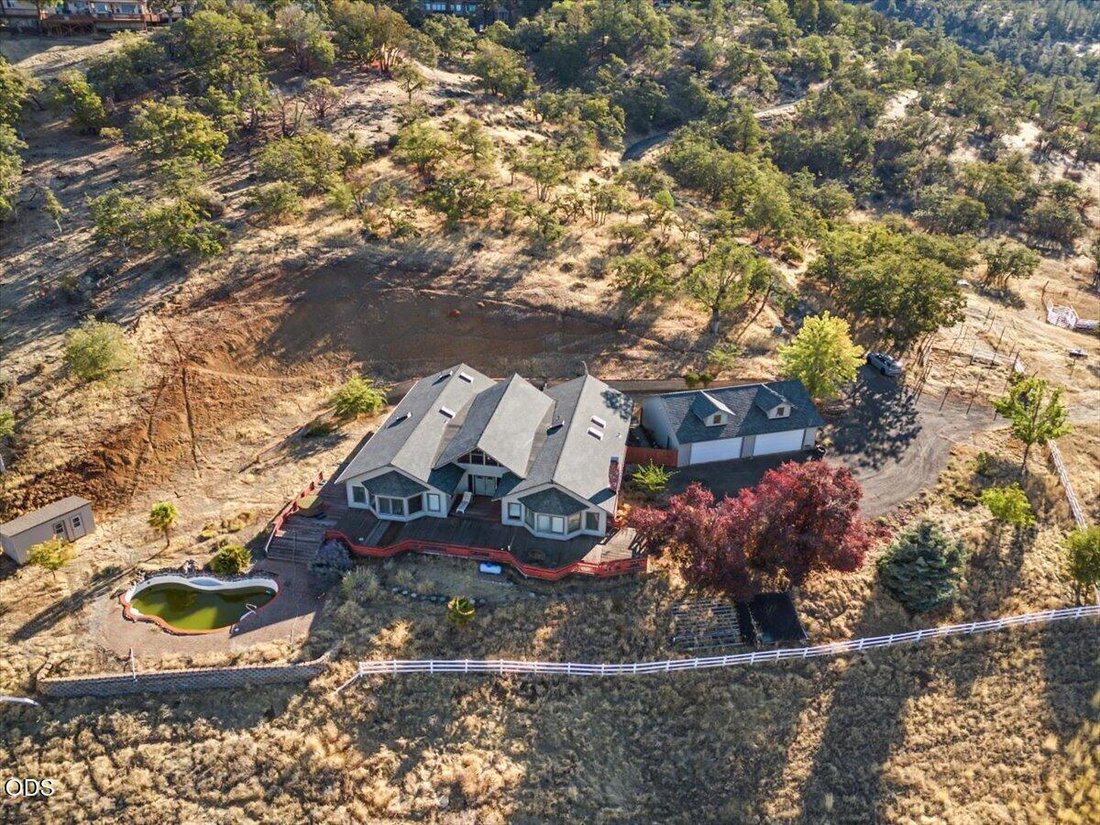 Casa en Medford, Oregón, Estados Unidos 3 - 18857522