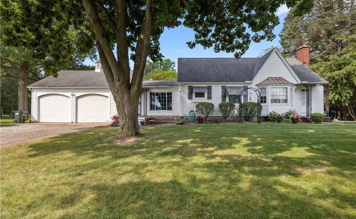House in Elyria, Ohio, United States 1