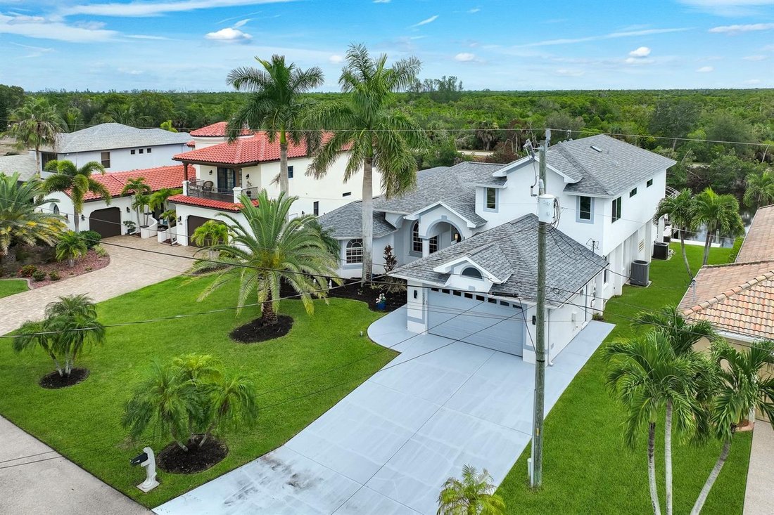 Casa a Cape Coral, Florida, Stati Uniti 2 - 18846207