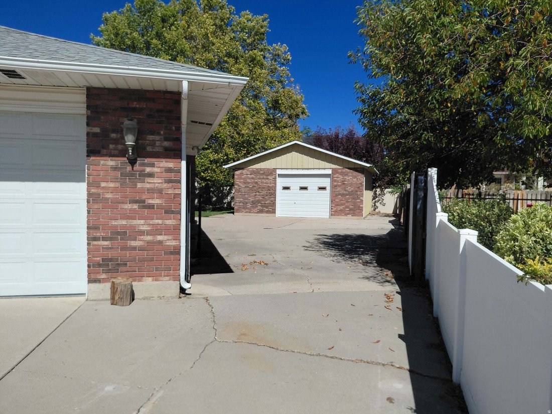 House in South Jordan, Utah, United States 2 - 18845657
