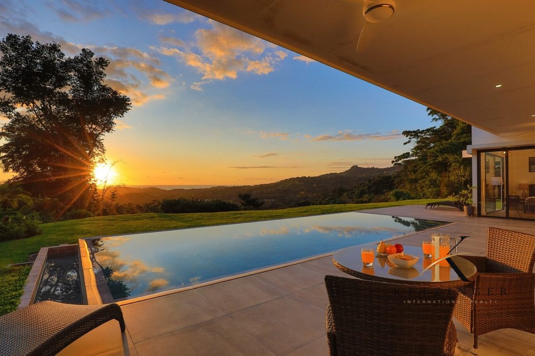 Villa in Ojochal, Provinz Puntarenas, Costa Rica 2 - 16763243