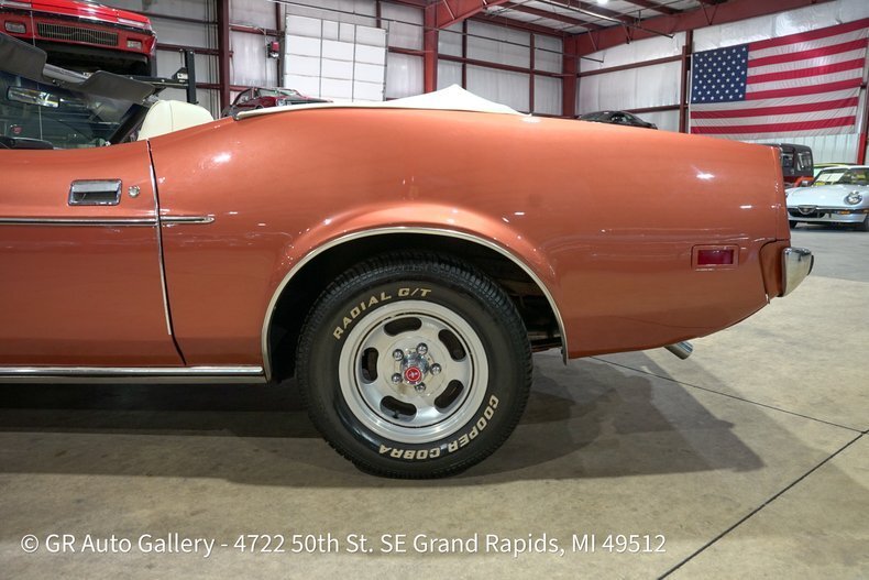 Cabriolet in Grand Rapids, United States 5 - 18850024
