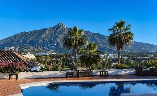 Villa in Puerto Banus, Marbella, Spain 1