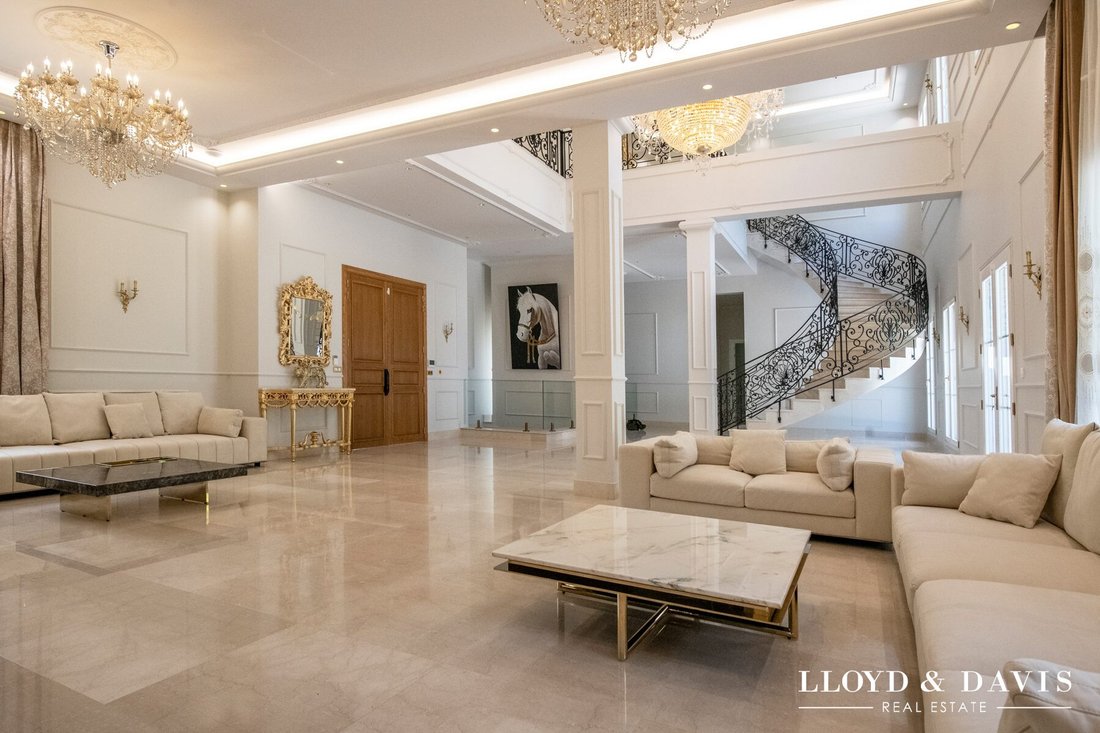House in Ouest, Lamorlaye, France 3 - 18032699