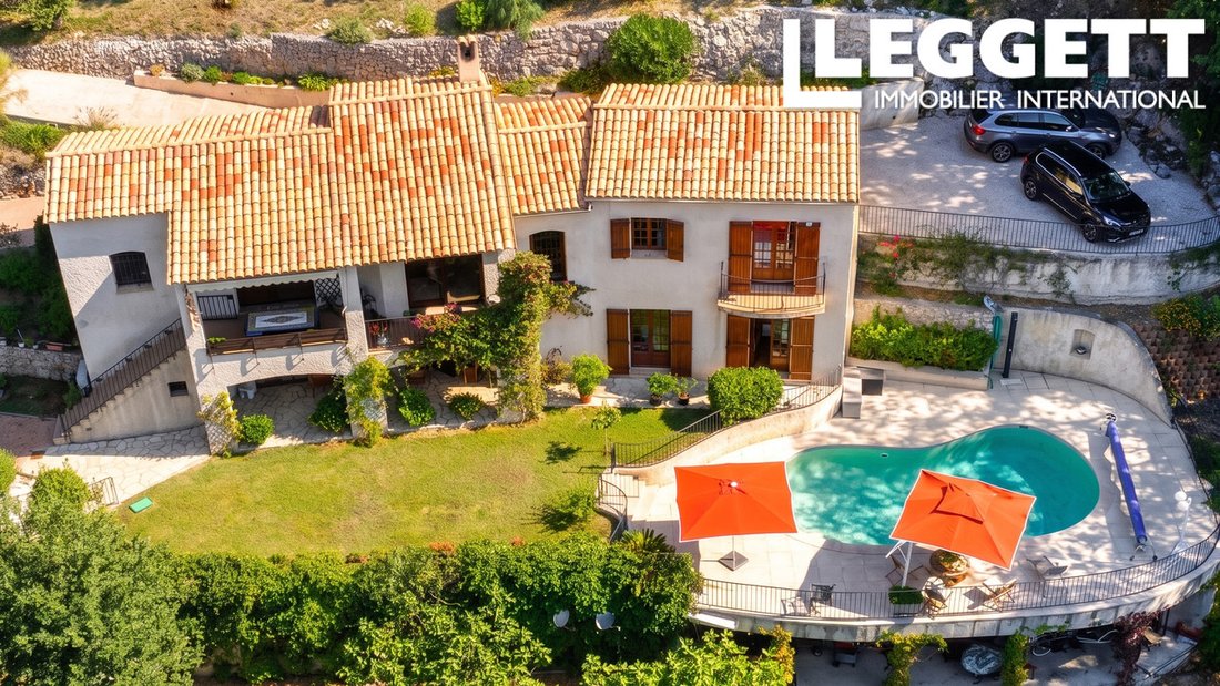 Villa a Carros, Provenza-Alpi-Costa Azzurra, Francia 1 - 12267818
