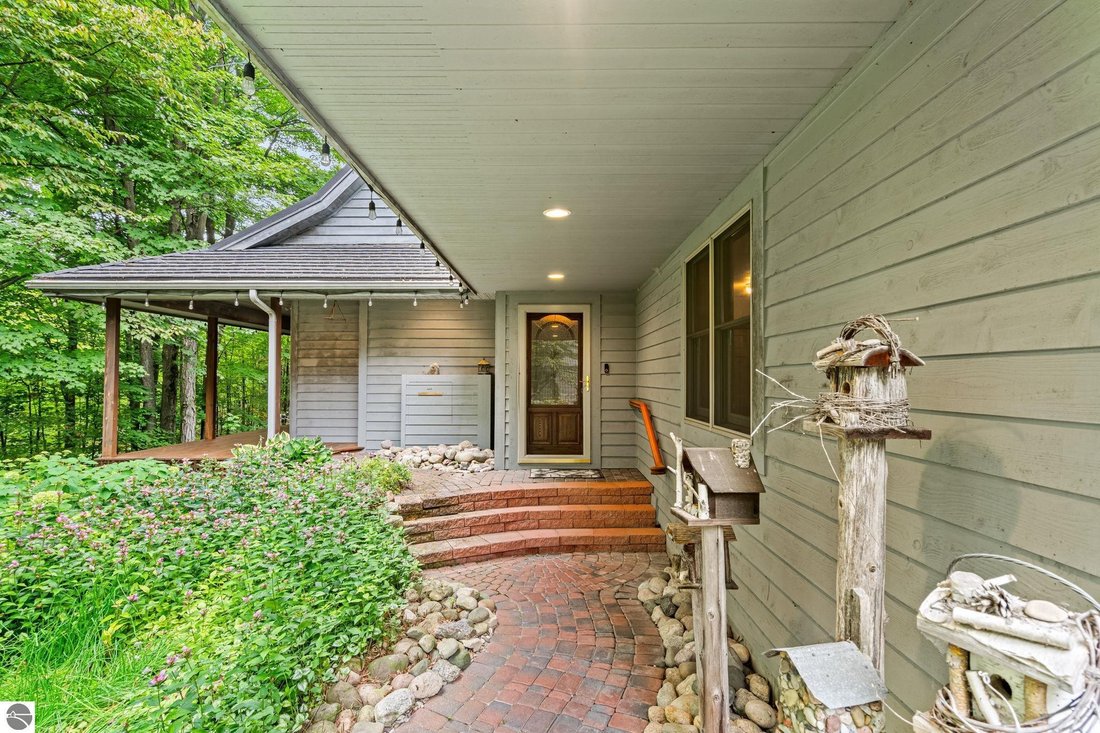 House in Central Lake, Michigan, United States 4 - 18842352