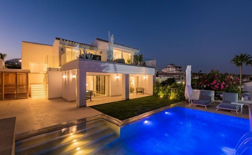 Villa in Marbella, Andalusia, Spain 1