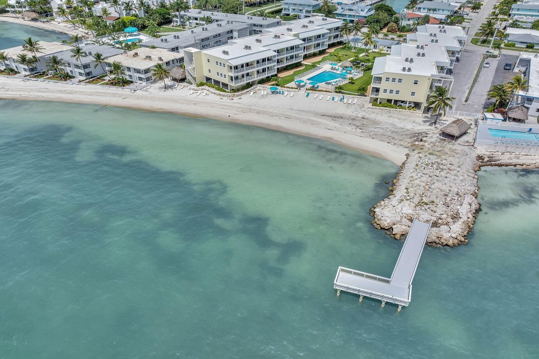 Condominio en Key Colony Beach, Florida, Estados Unidos 4 - 18851258