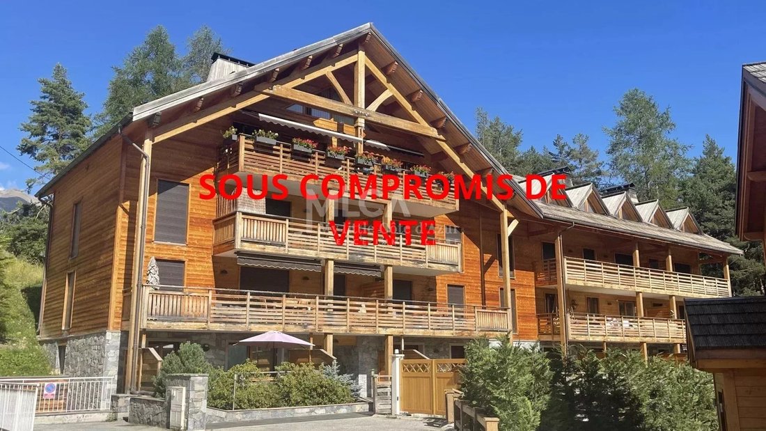 Apartment in Saint-Etienne-de-Tinée, Provence-Alpes-Côte d'Azur, France 1 - 15924033