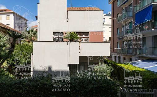 Villa a Zona Ponente, Alassio, Italia 1