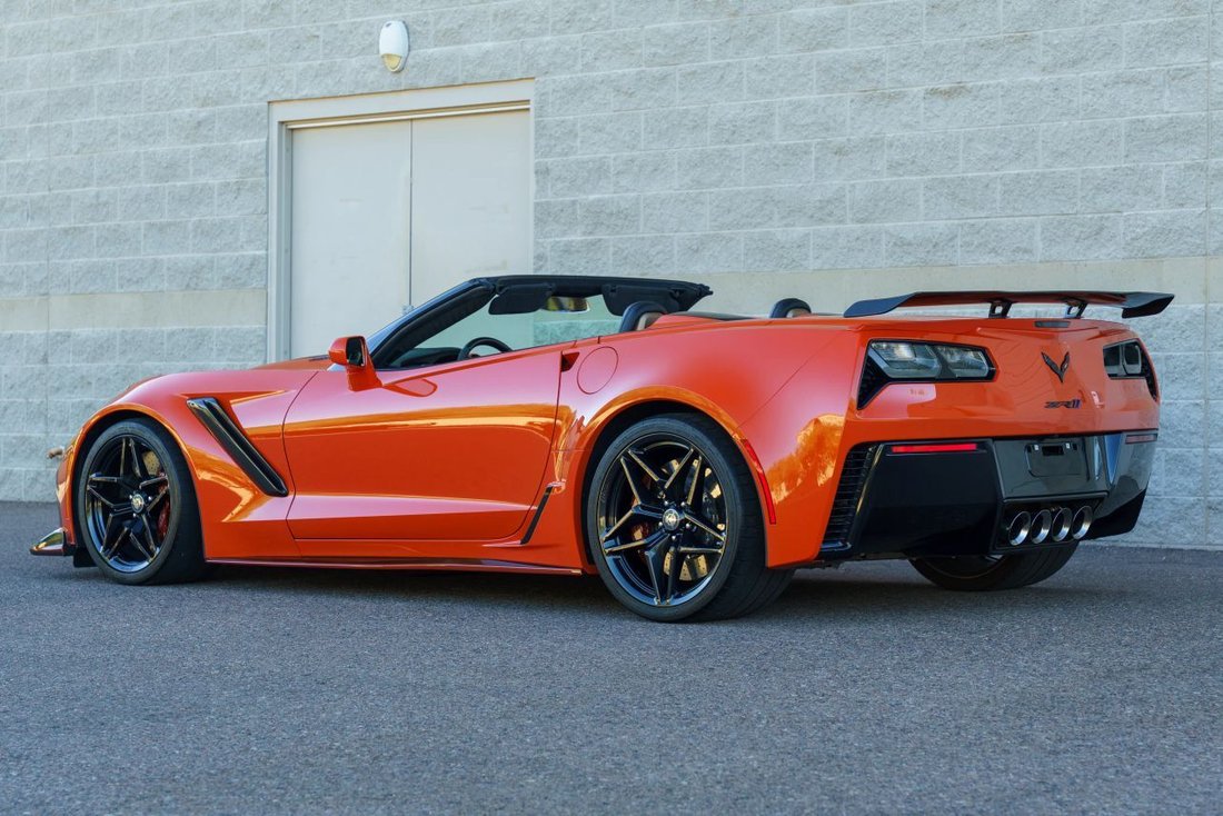 Cabriolet in Scottsdale, AZ, United States 3 - 18853697