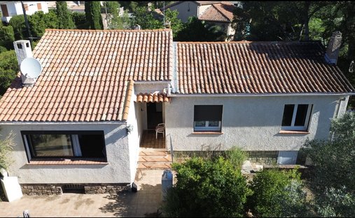 Villa in Le Dramont-Agay-Anthéor-Le Trayas, Saint-Raphaël, France 1
