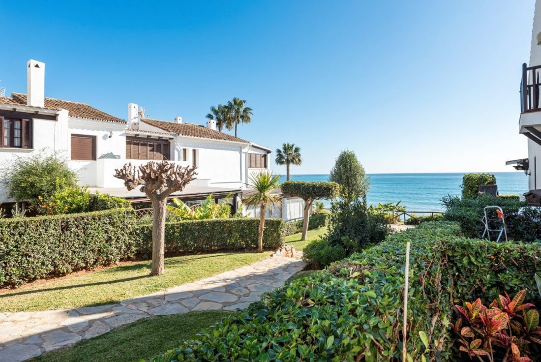 Townhouse in Estepona, Andalusia, Spain 1 - 18855795