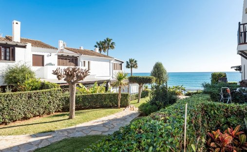 Stadthaus in Estepona, Andalusien, Spanien 1