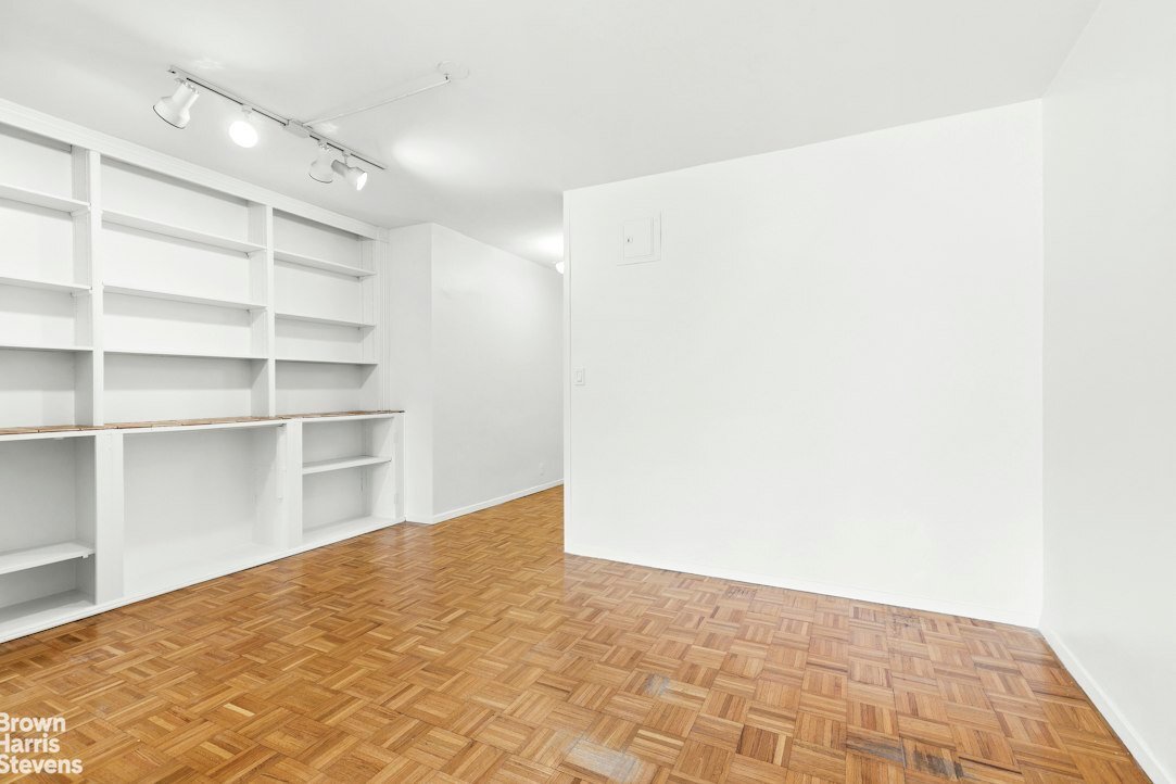 Co Op in New York, New York, United States 5 - 18846998