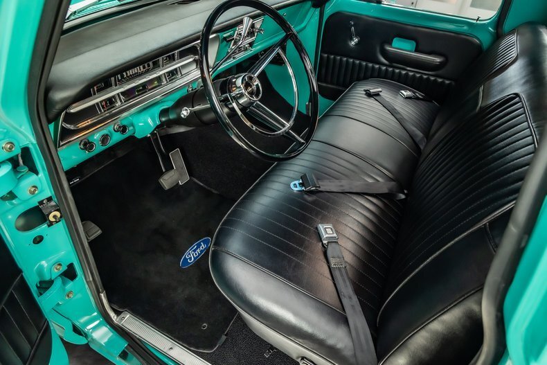 Pickup in Plymouth, United States 3 - 18849988