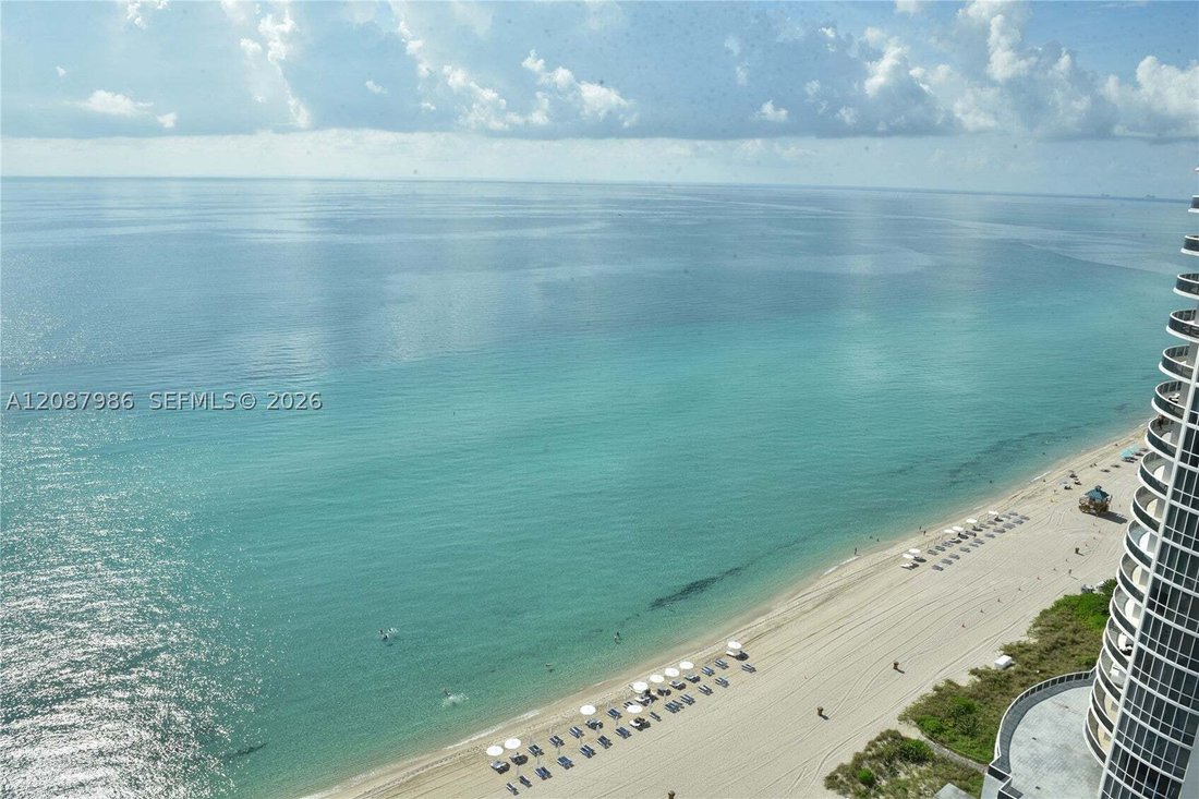 Condominio a Golden Beach, Florida, Stati Uniti 1 - 18853073