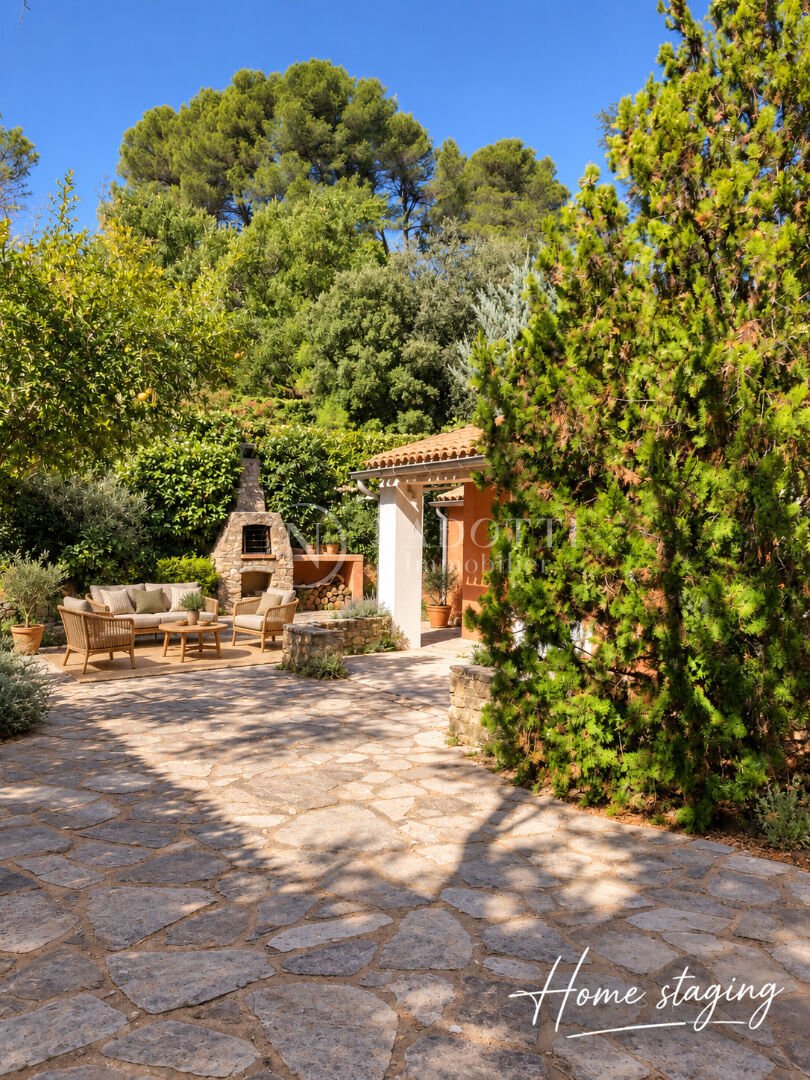 Casa en Roussillon, Provenza-Alpes-Costa Azul, Francia 3 - 15735917