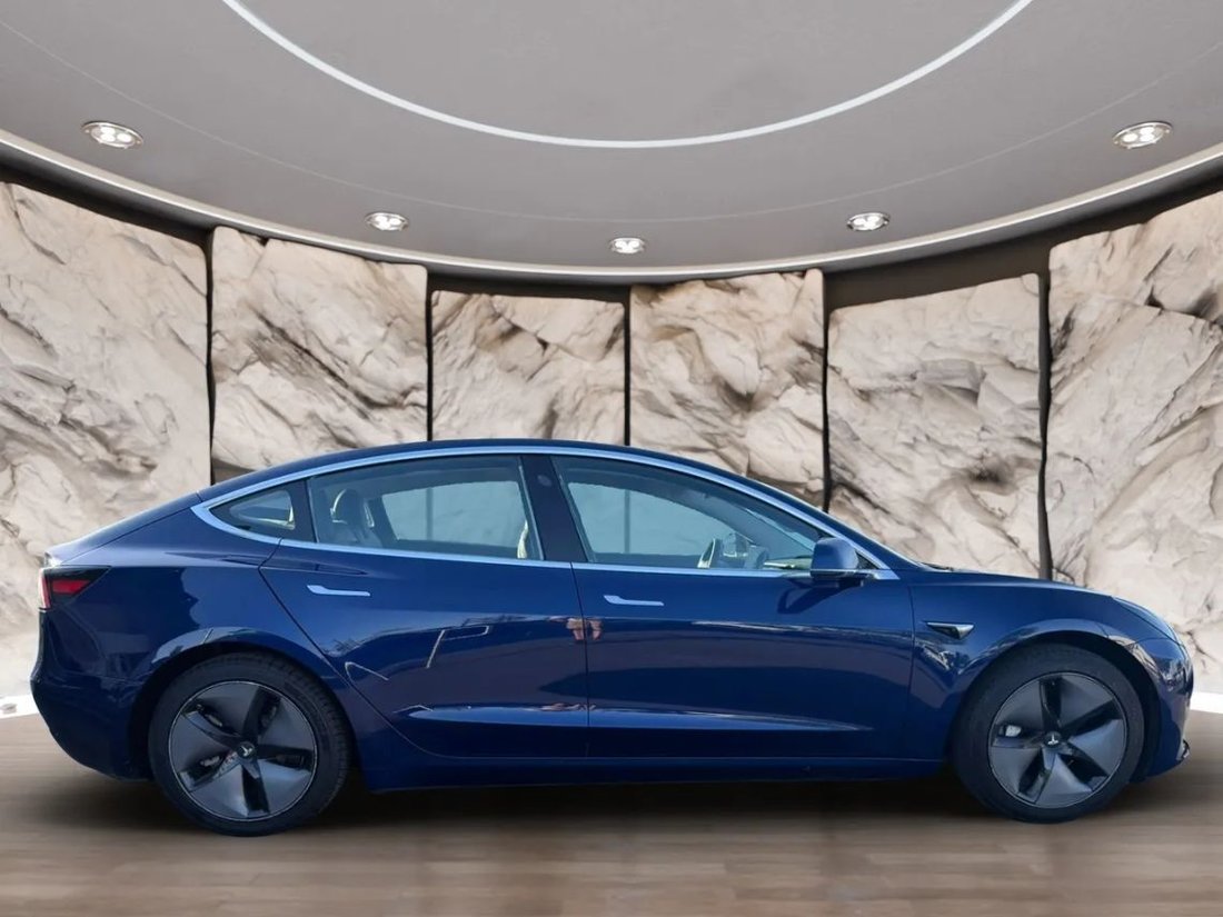 Sedan in Ontario, CA, United States 4 - 18850798