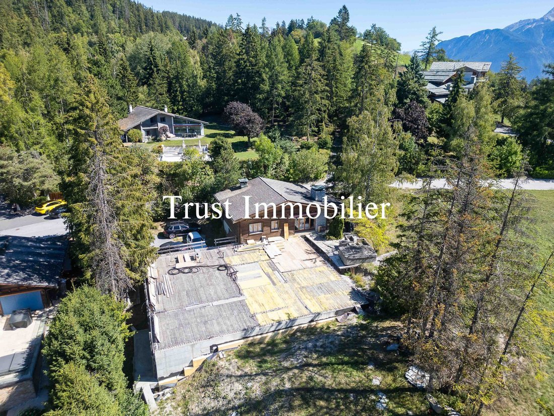 Chalet a Lens, Vallese, Svizzera 3 - 18534462