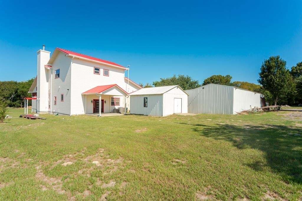 House in Grand Saline, Texas, United States 5 - 18855605