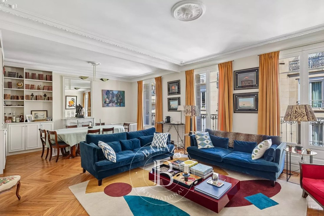 Apartment in Muette Nord, Paris 16e Arrondissement, Paris 2 - 18851821
