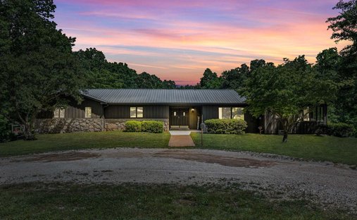 House in Hohenwald, Tennessee, United States 1