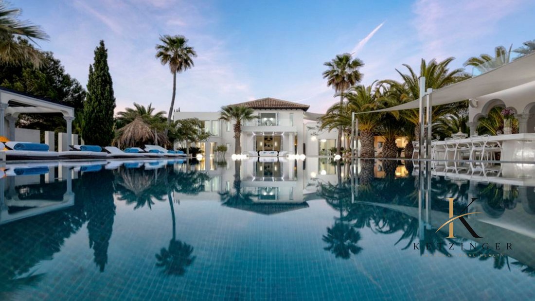 Villa in Sant Joan de Labritja, Balearic Islands, Spain 1 - 17290744