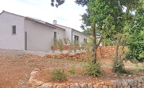 Villa in Montfort-sur-Argens, Provence-Alpes-Côte d'Azur, France 1