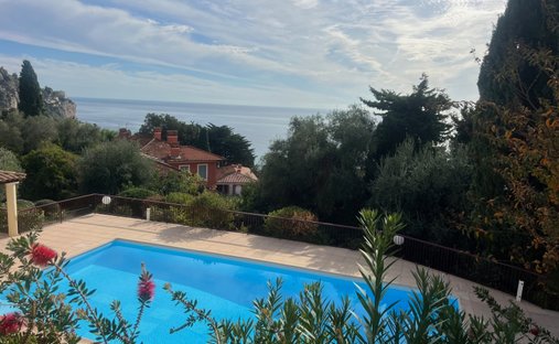 Villa en Menton, Provenza-Alpes-Costa Azul, Francia 1