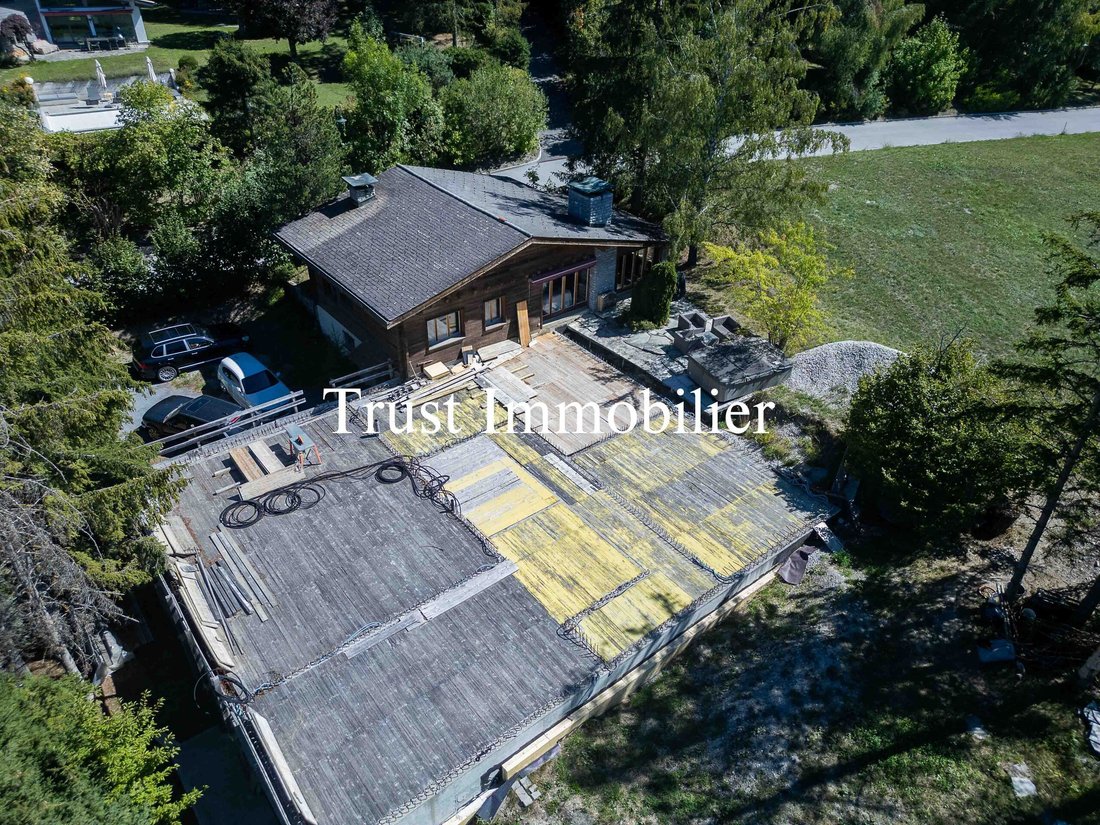 Chalet a Lens, Vallese, Svizzera 2 - 18534462