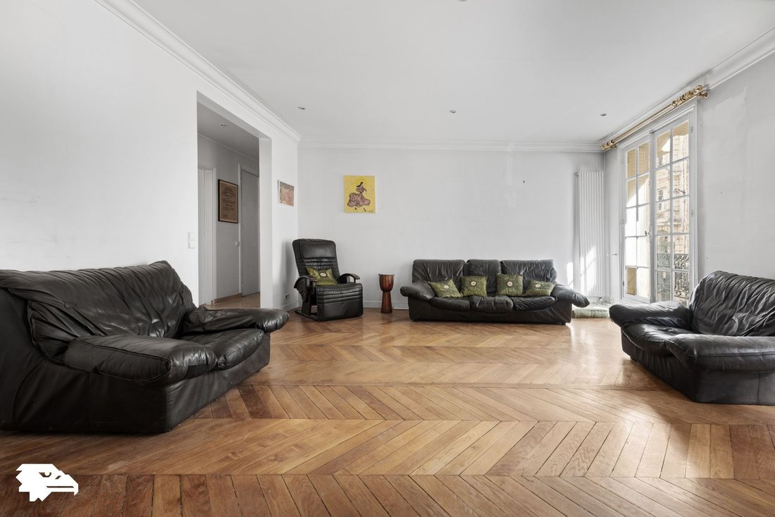Apartment in Saint Philippe du Roule, Paris 8e Arrondissement, Paris 3 - 18848004