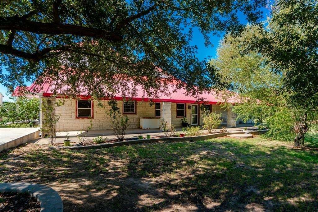 House in Grand Saline, Texas, United States 3 - 18855605