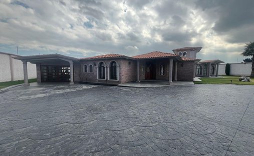 House in San Miguel Zacango, State of Mexico, Mexico 1