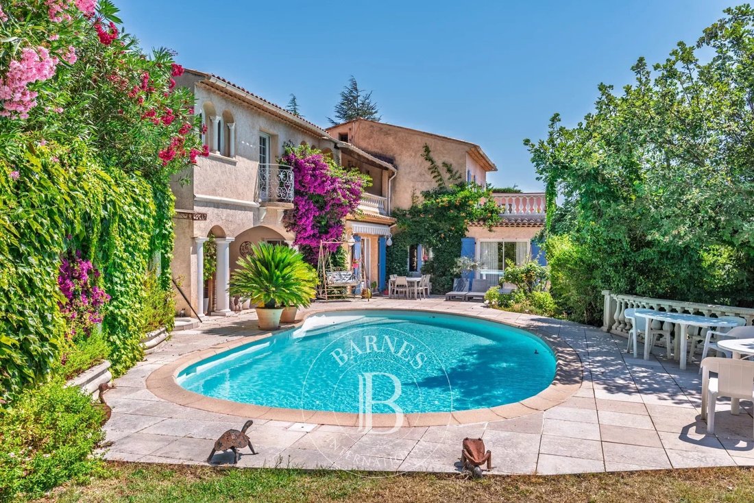 Villa à Auribeau-sur-Siagne, Provence-Alpes-Côte d'Azur, France 1 - 14942703
