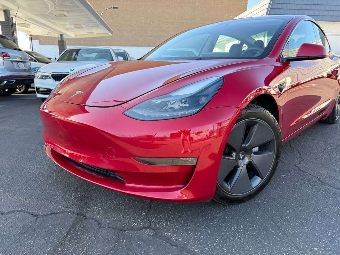 Sedan in Arleta, CA, United States 1 - 18848232