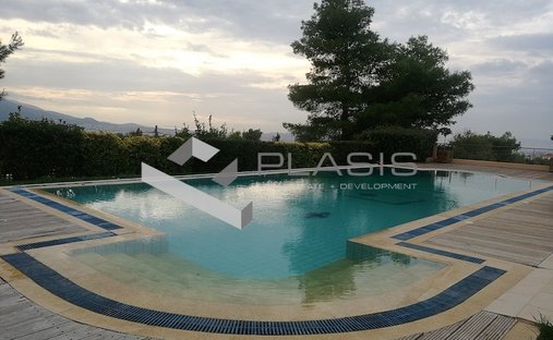 House in Penteli, Attica, Greece 1