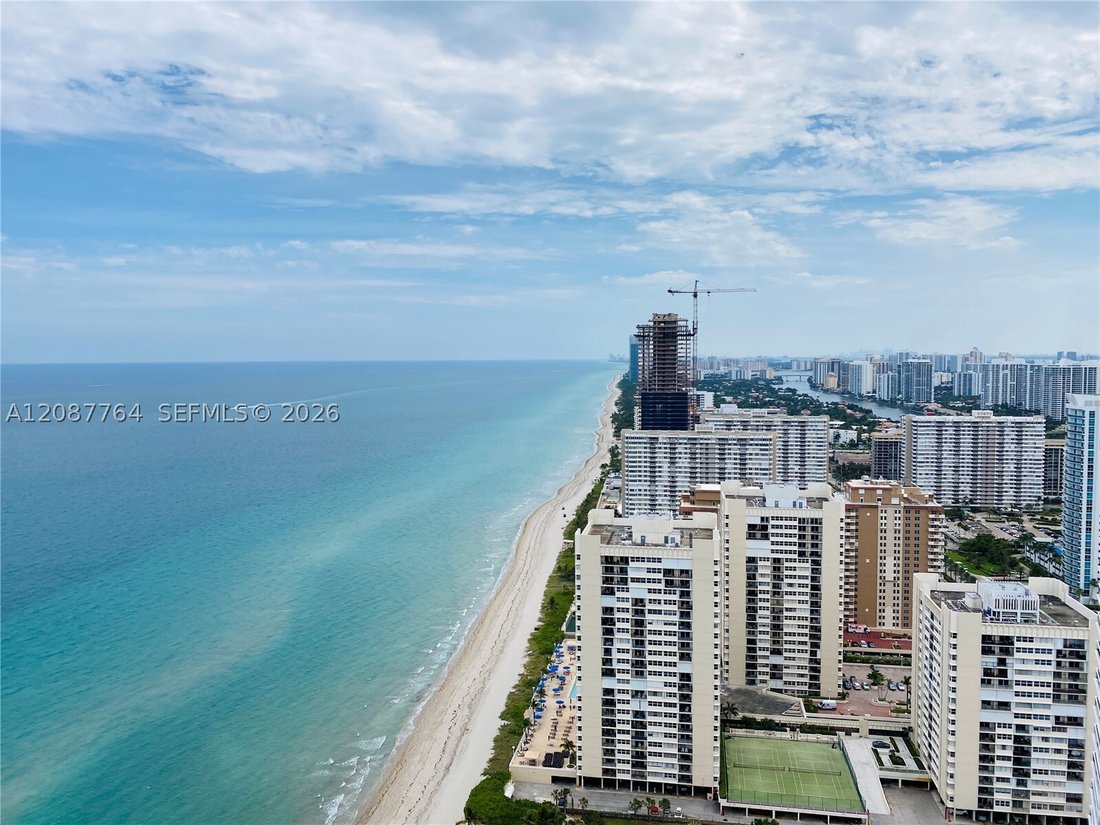 Eigentumswohnung in Hallandale Beach, Florida, Vereinigte Staaten 1 - 18850500