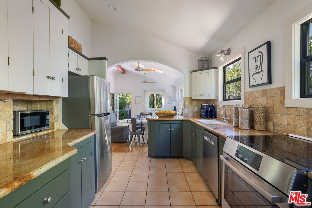 House in West Hollywood, California, United States 5 - 18847600