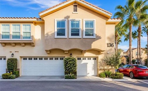 Maison de ville à Anaheim, Californie, États-Unis 1