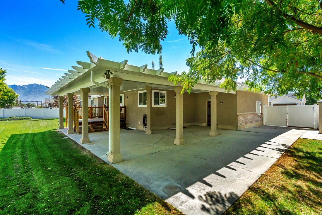 House in Riverton, Utah, United States 3 - 18845651