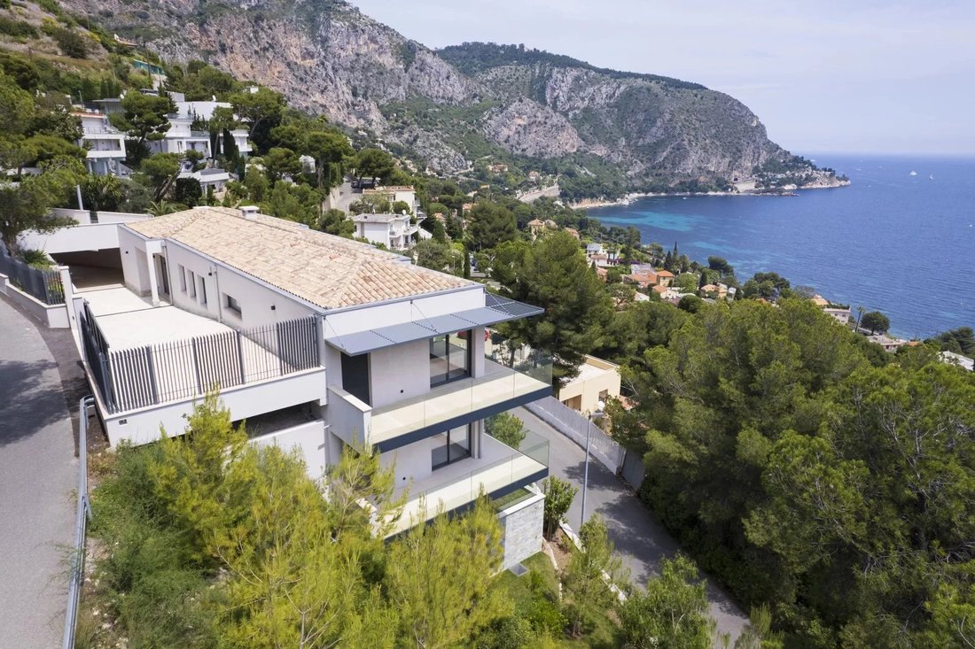 Villa en Èze, Provenza-Alpes-Costa Azul, Francia 1 - 18843985