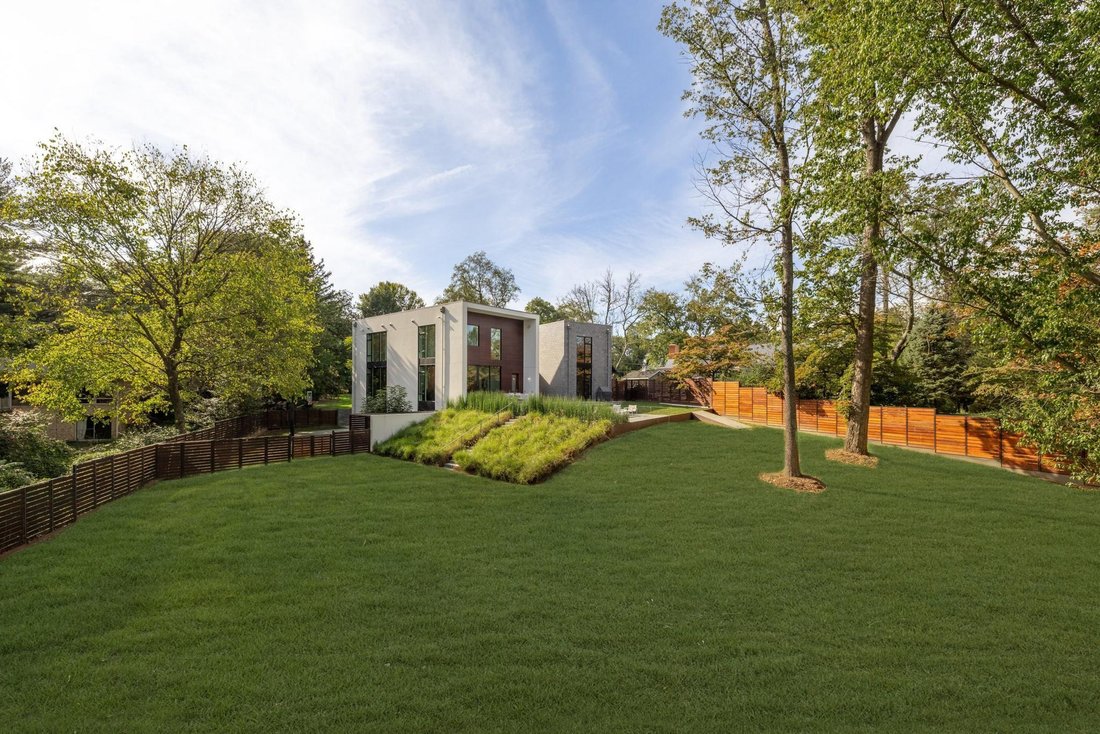 House in Chevy Chase, Maryland, United States 2 - 16921764