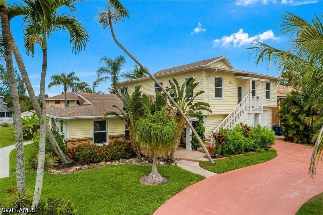 Maison à Bonita Springs, Floride, États-Unis 1 - 18845266