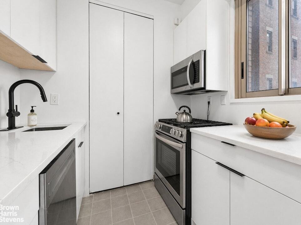 Condo in New York, New York, United States 3 - 18847292