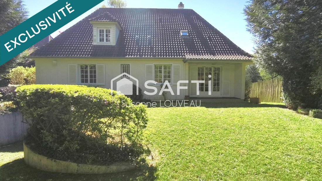 House in L'Étang-la-Ville, Ile-de-France, France 1 - 17655012