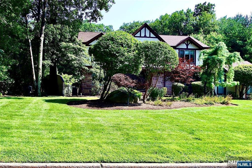 House in Mahwah, New Jersey, United States 2 - 18855762