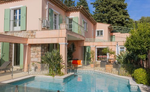 Villa in Grimaud, Provence-Alpes-Côte d'Azur, France 1